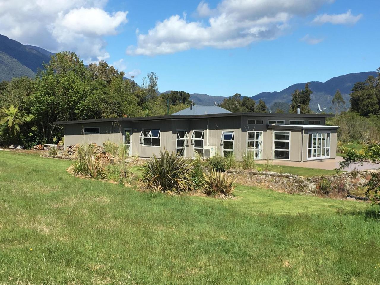 Franz Josef Villa Holiday home *